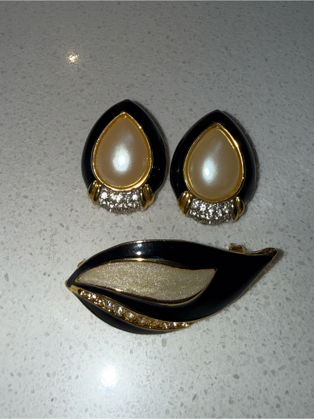 Vintage Soleil Black Enamel Pearl Clip-ons with Matching No Brand Leaf Brooch